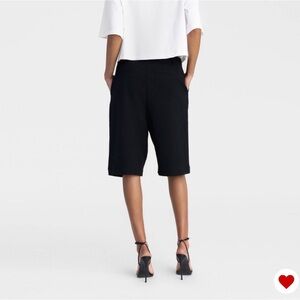 KBB by Kahlana Bermuda Shorts NWT size Medium